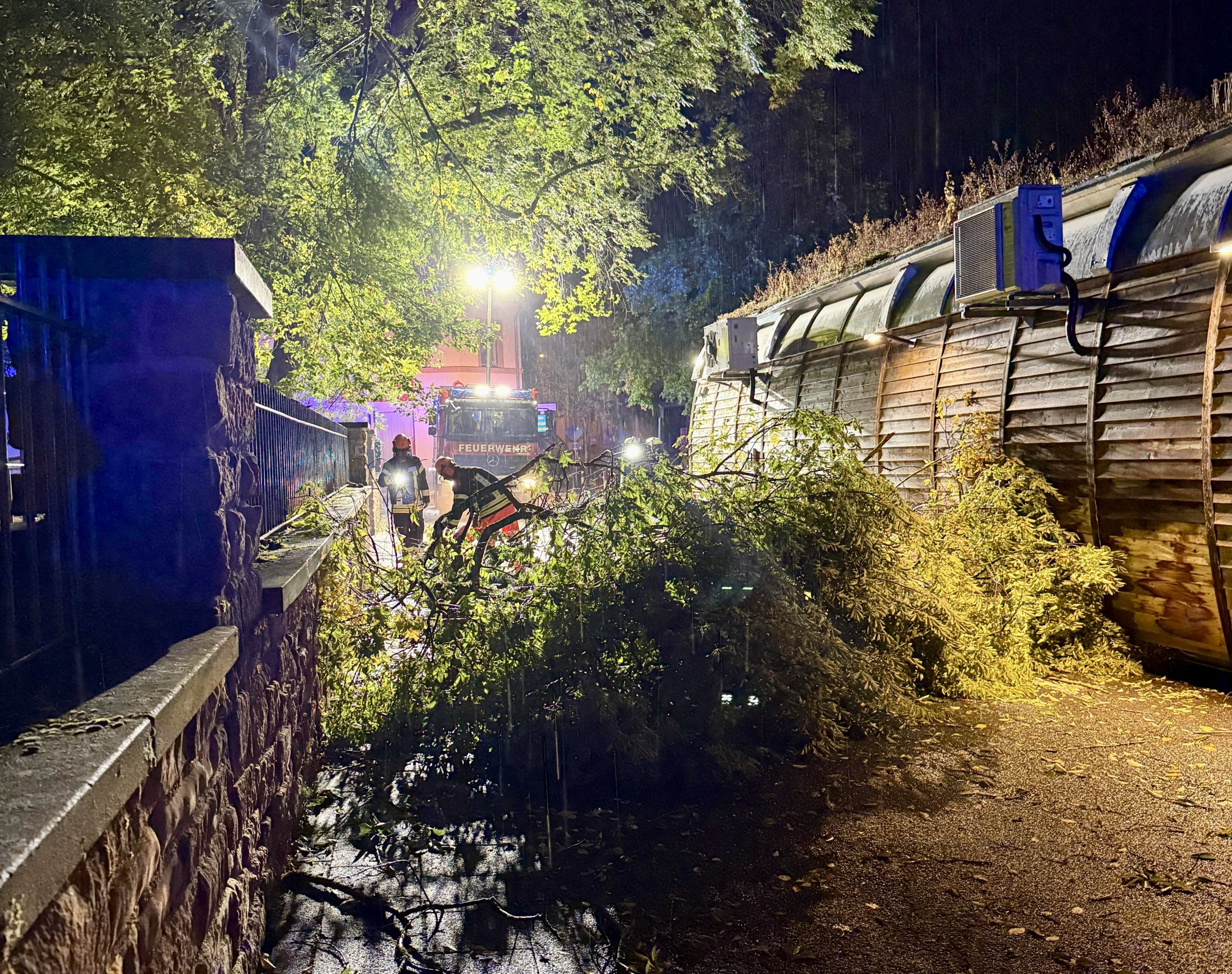 Unwettereinsatz: Zwei Alarmierungen in einer Nacht