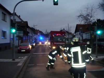 Ölspur im Kreuzungsbereich