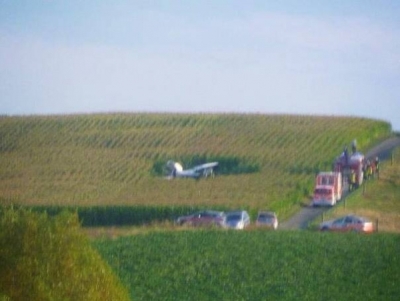 Notlandung eines Kleinflugzeuges