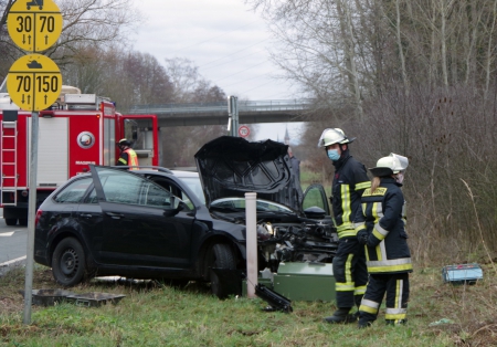 Verkehrsunfall, Rauchentwicklung an PKW